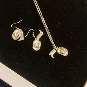 Silver Tone Cowgirl Boot & Hat Earrings and Necklace Set 18” chain